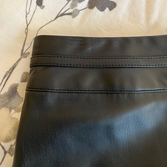 UNIVERSAL STANDARD BLACK FAUX LEATHER A-LINE SKIRT NWOT SIZE S (14-16) - Picture 11 of 13